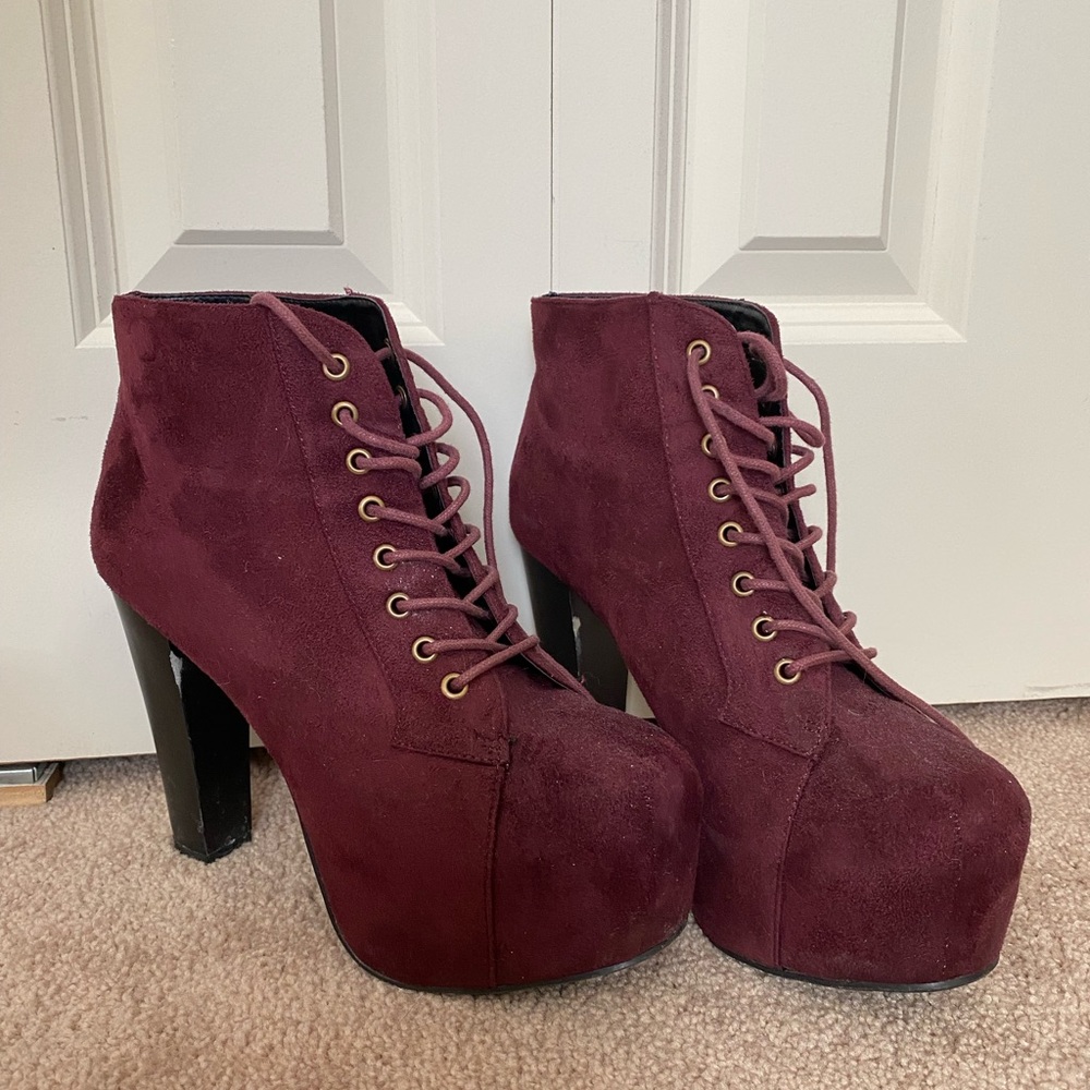 Platform Pump Lace Booties